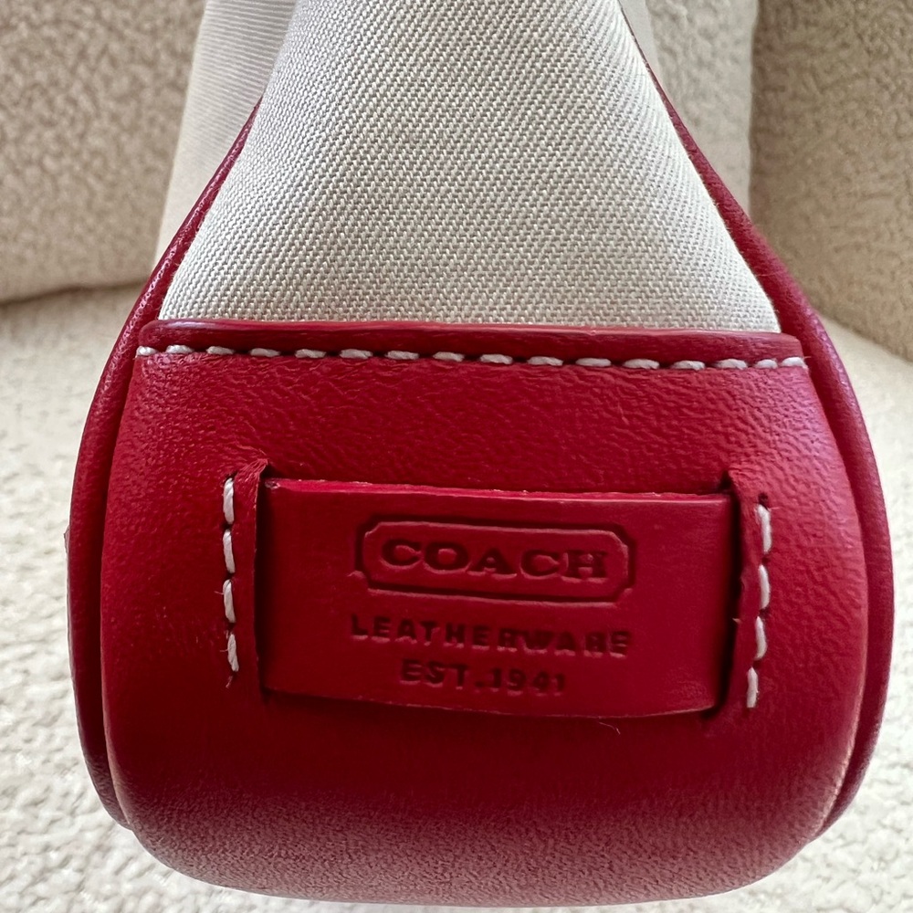 Vintage Coach Hamptons Collection 7748 Demi Baguette Y2K Shoulder Bag - Picture 2 of 9